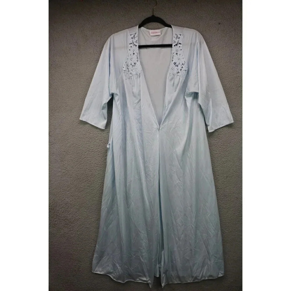 Shadowline Vintage Blue Nylon 3/4 Sleeve Robe-Size Medium-Embroidered